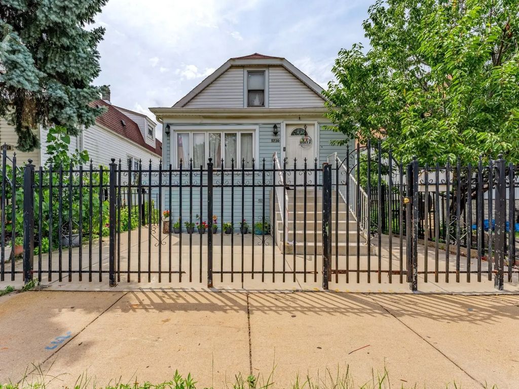 5730 S Washtenaw Avenue, Chicago