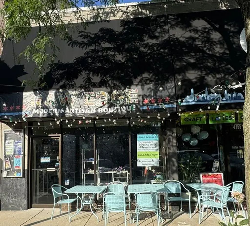 4757 N Lincoln Avenue, Chicago