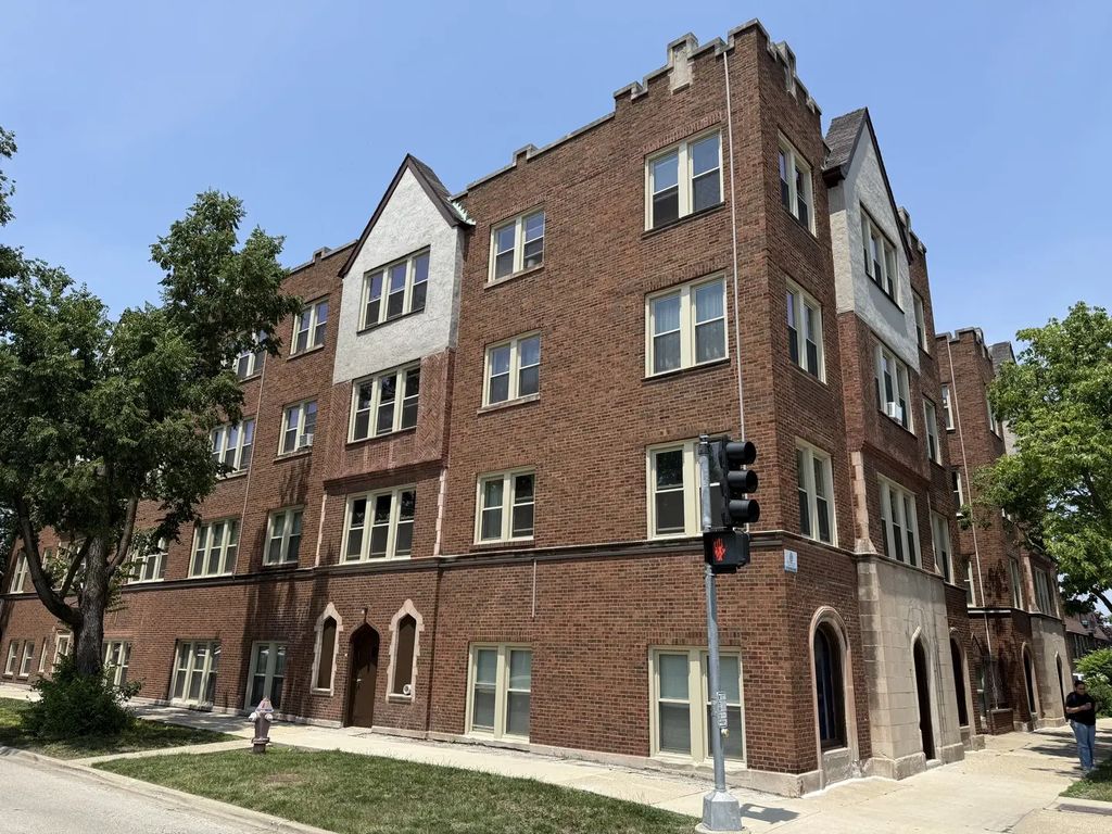 3148 Harlem Avenue 2g, Riverside