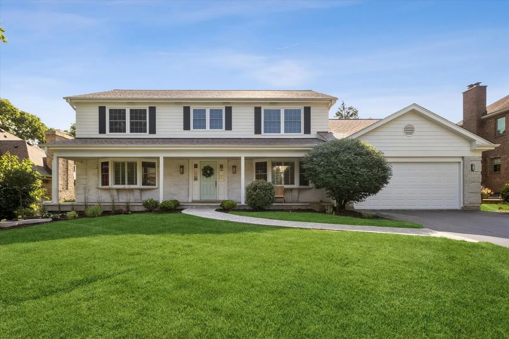 7553 Ridgewood Lane, Burr Ridge