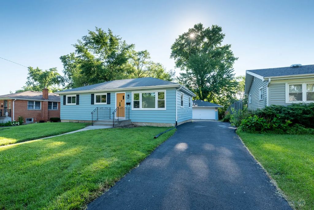 711 N 3rd Avenue, Villa Park
