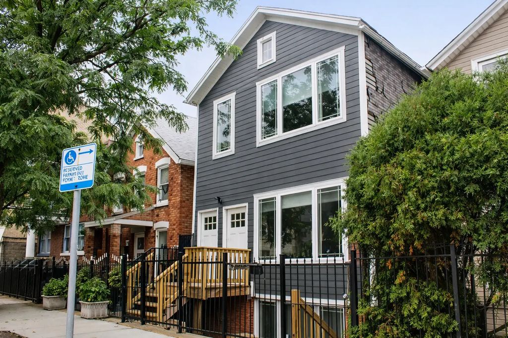 2146 W 21 Street 1, Chicago, 60608