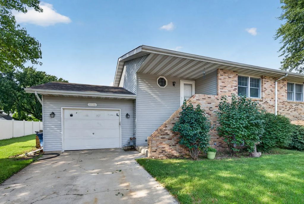 1036 Dupont Avenue 1036, Morris