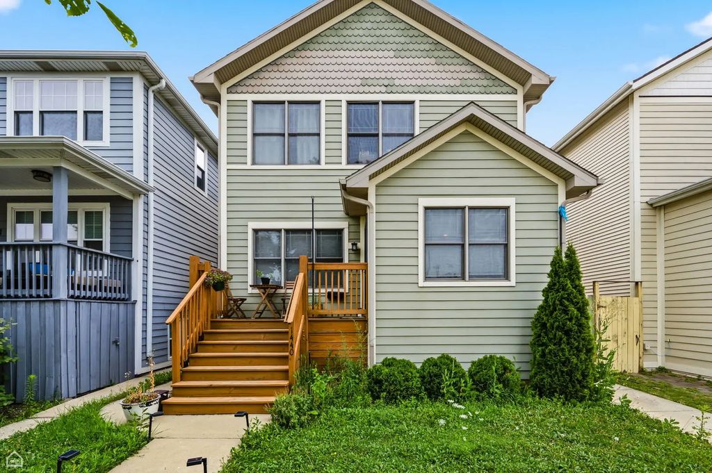 1440 Circle Avenue, Forest Park