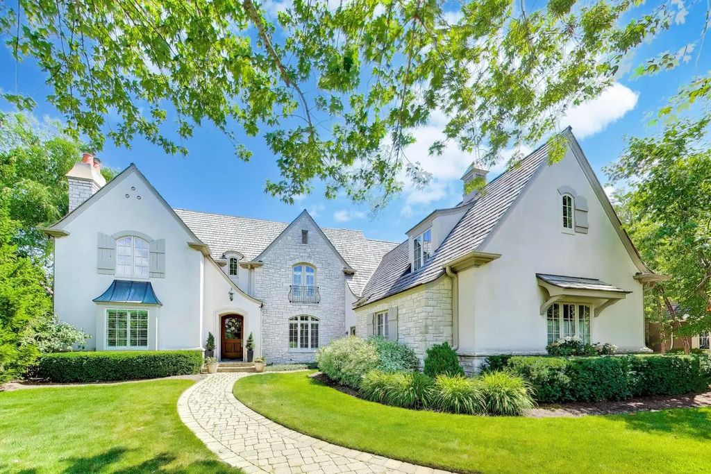 1871 W Salisbury Lane, Lake Forest, 60045