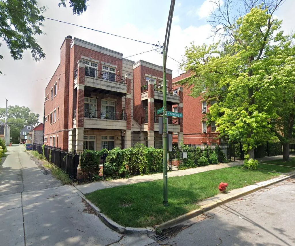 4932 N Harding Avenue 1s, Chicago