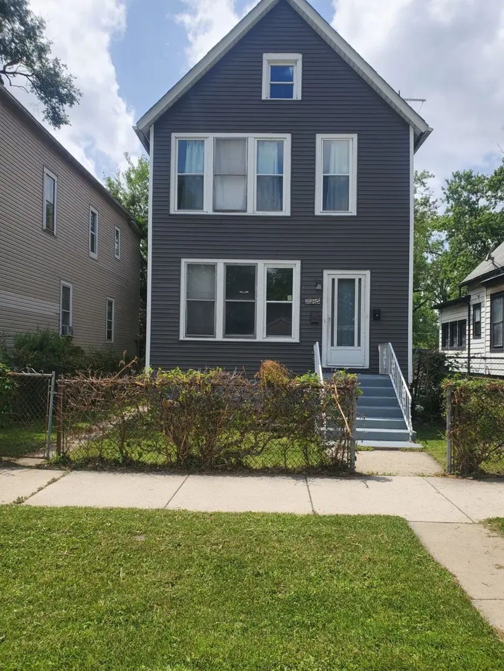 10240 S Indiana Avenue, Chicago, 60628