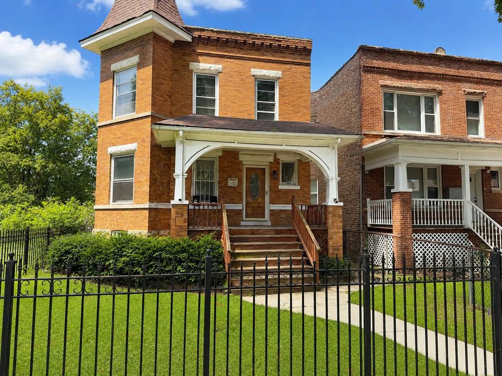 42 N Long Avenue, Chicago