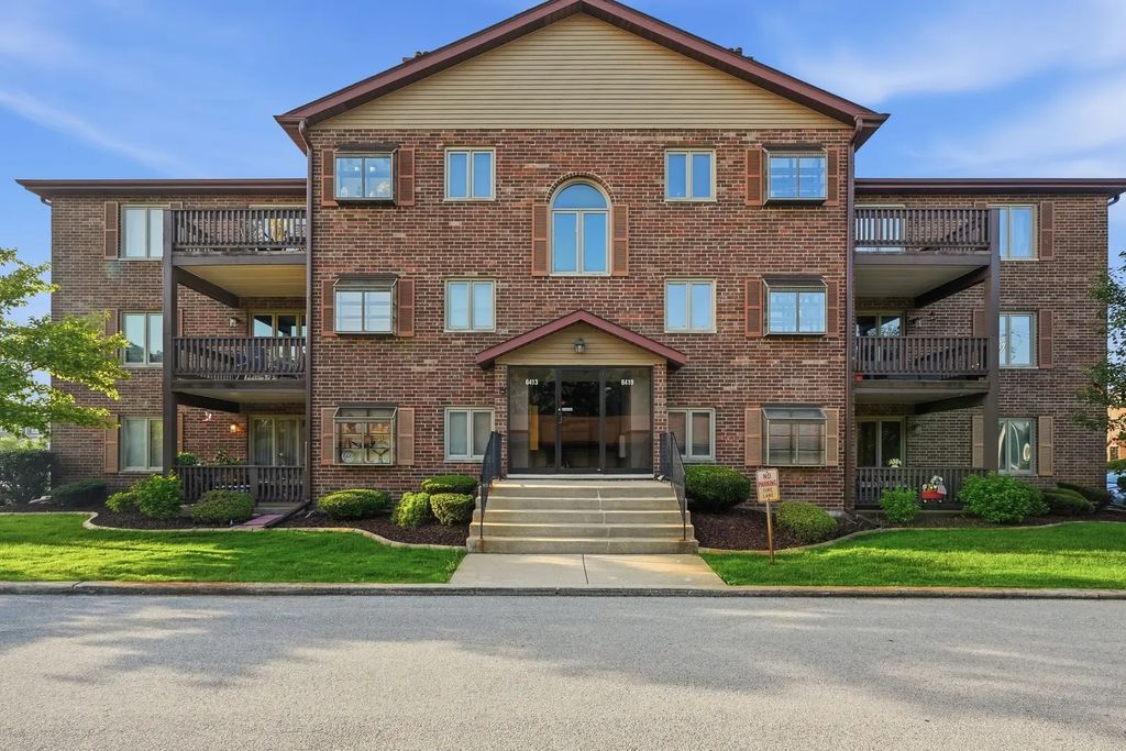 6419 Oak Forest Avenue 2s, Tinley Park