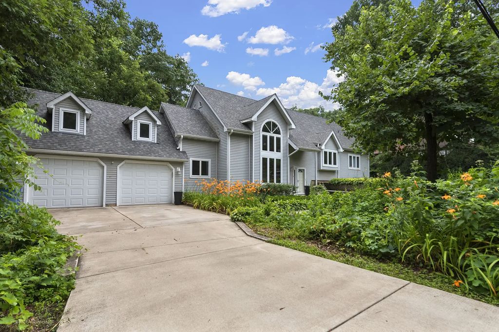11505 S 86th Avenue, Palos Park