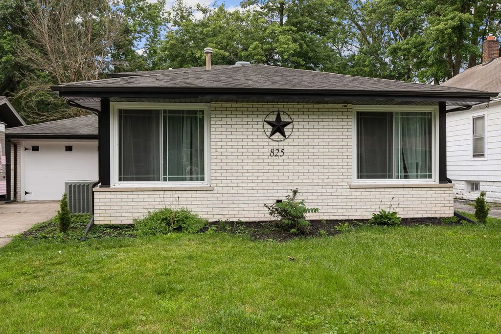 825 Cherry Lane, Thornton
