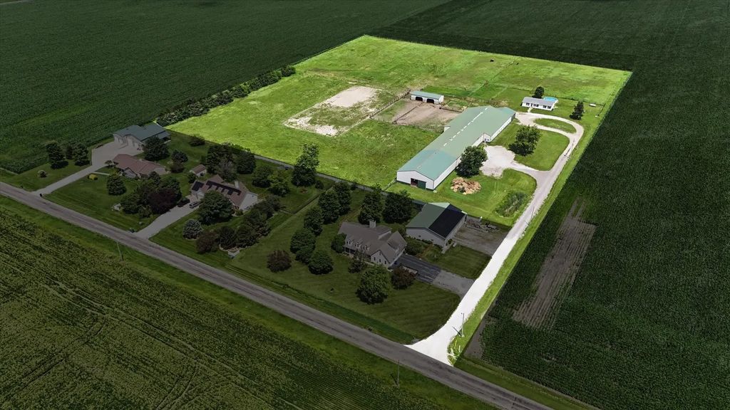 1936 County Road 1850 N, Urbana