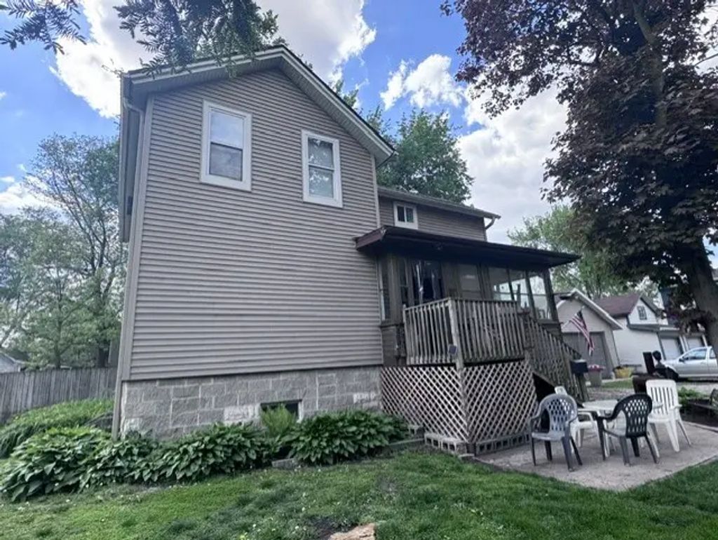 248 W Washington Street, West Chicago
