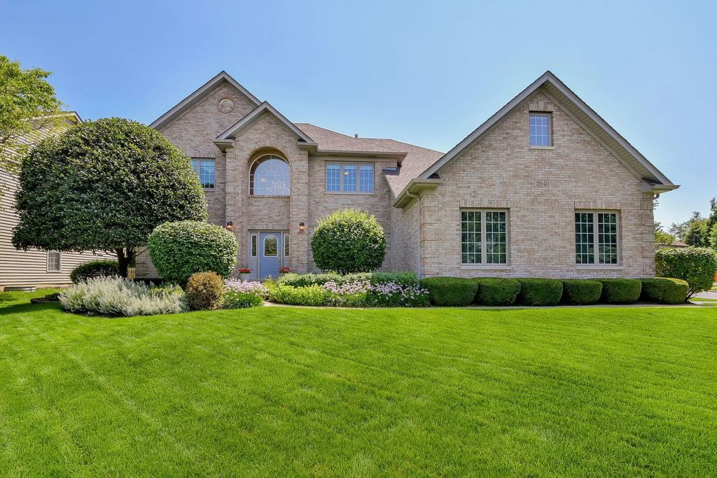 3940 Highknob Circle, Naperville
