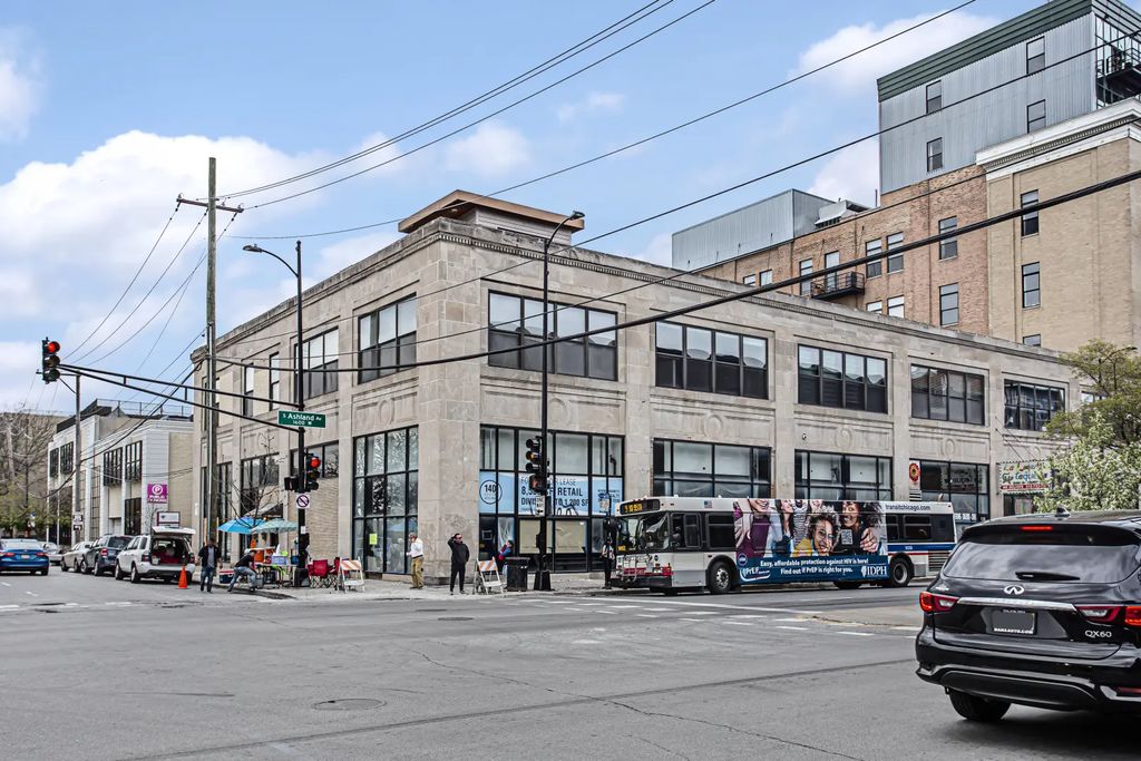 1600 W Adams Street 202, Chicago, 60612