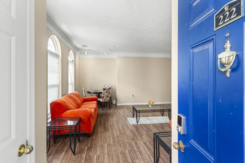 1903 N Lincoln Avenue 222, Urbana