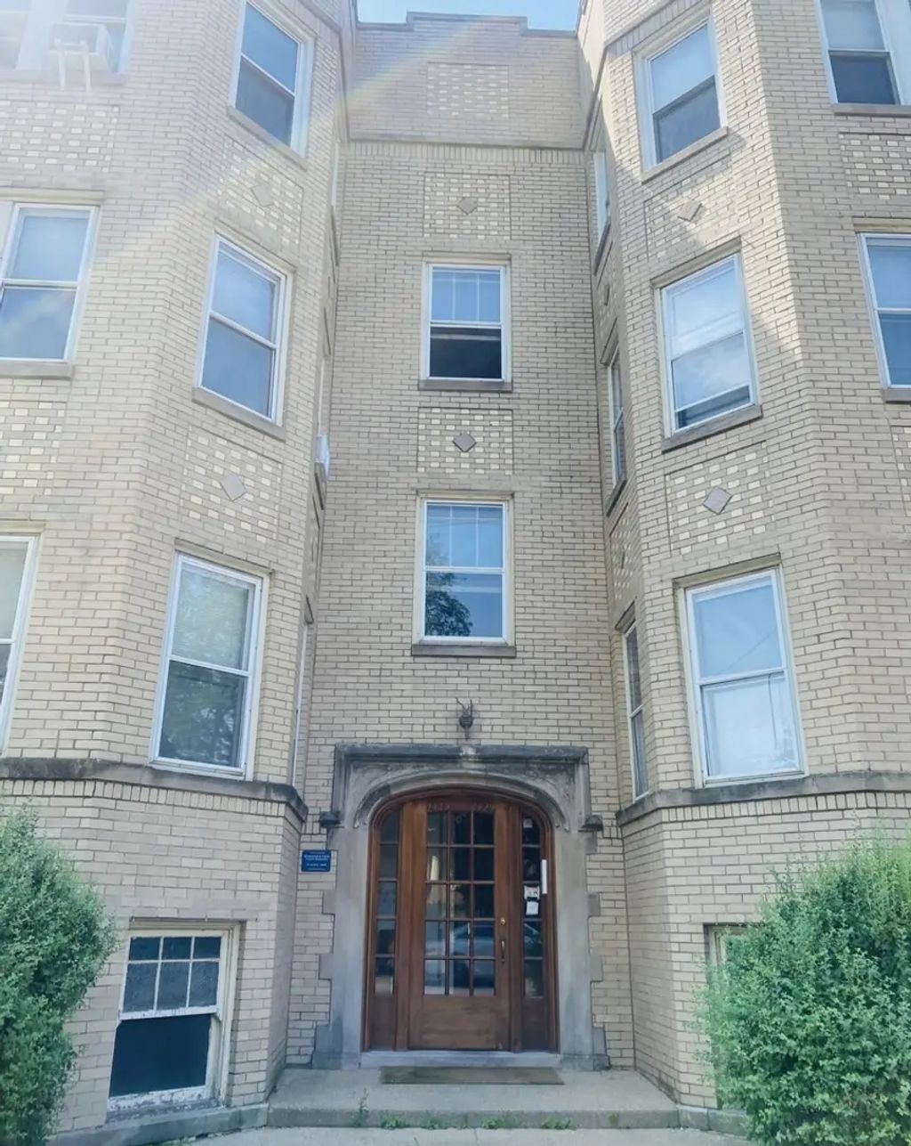 2429 W Foster Avenue 2, Chicago, 60625