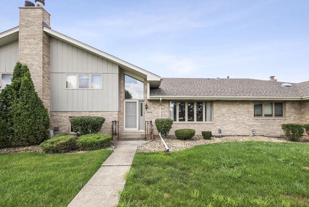 18008 Kansas Court, Orland Park