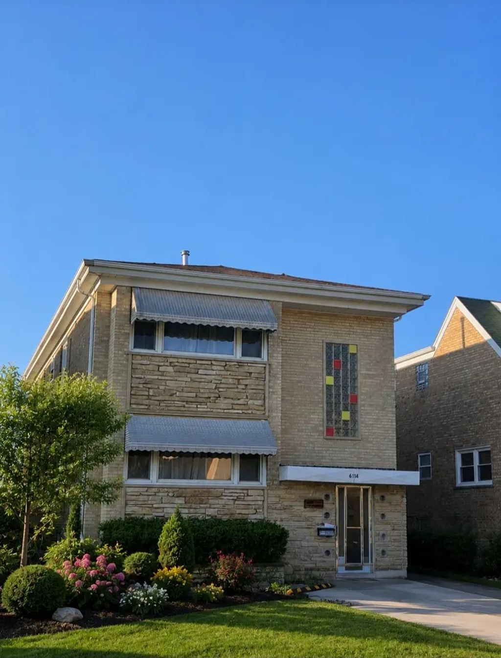 6114 W Leland Avenue 1, Chicago, 60630