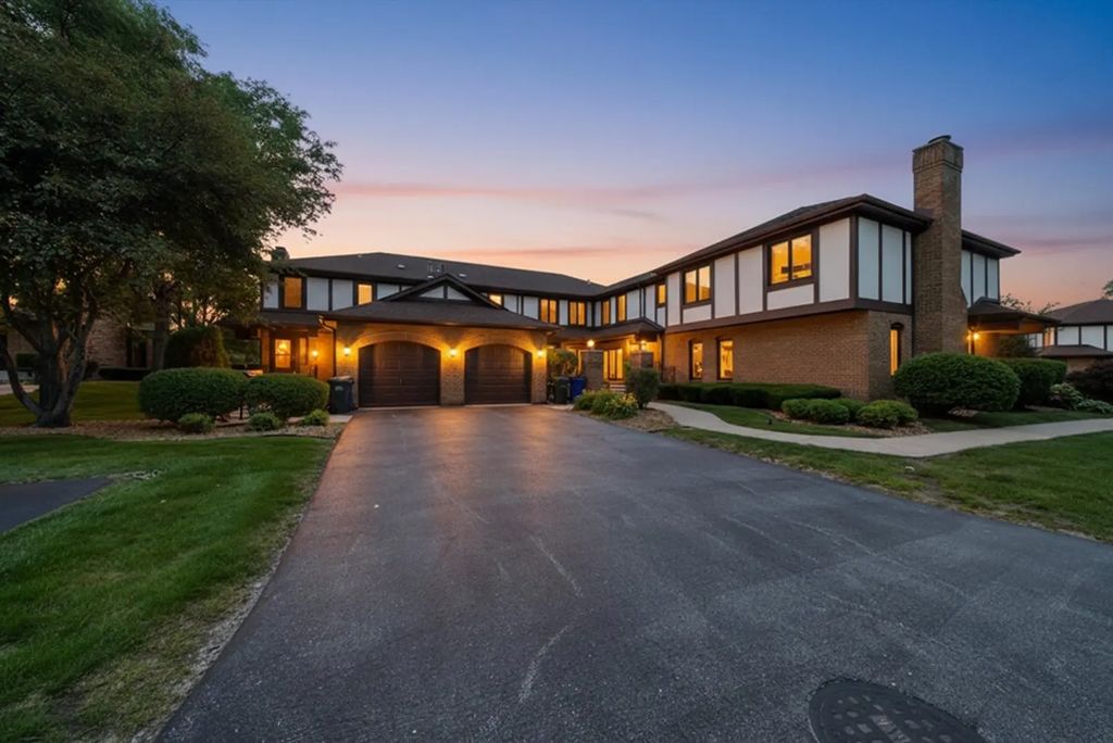 12254 S Dogwood Lane 1b, Palos Heights