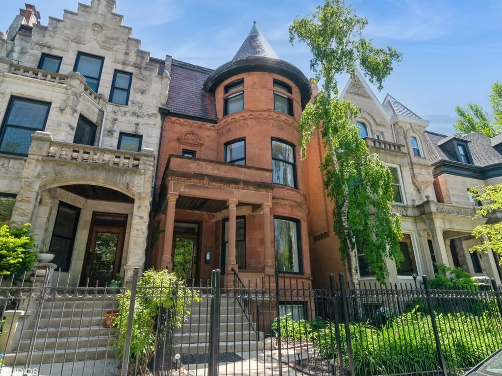 5135 S Dorchester Avenue 1, Chicago, 60615