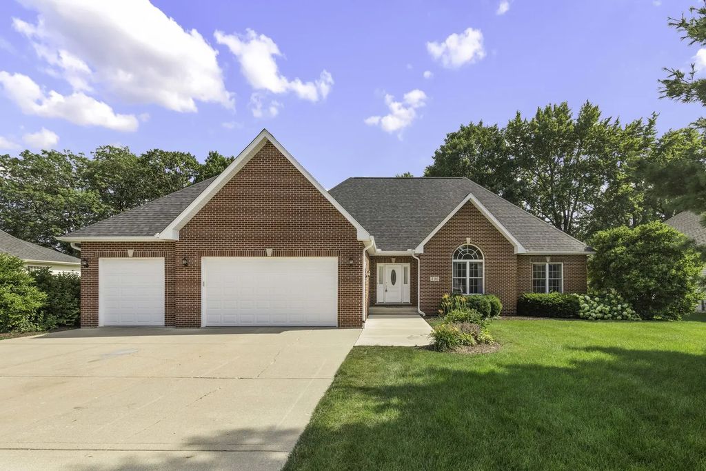 406 E Knights Road, Sandwich