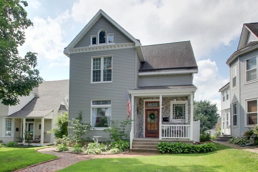 1632 Kentucky Street, Quincy