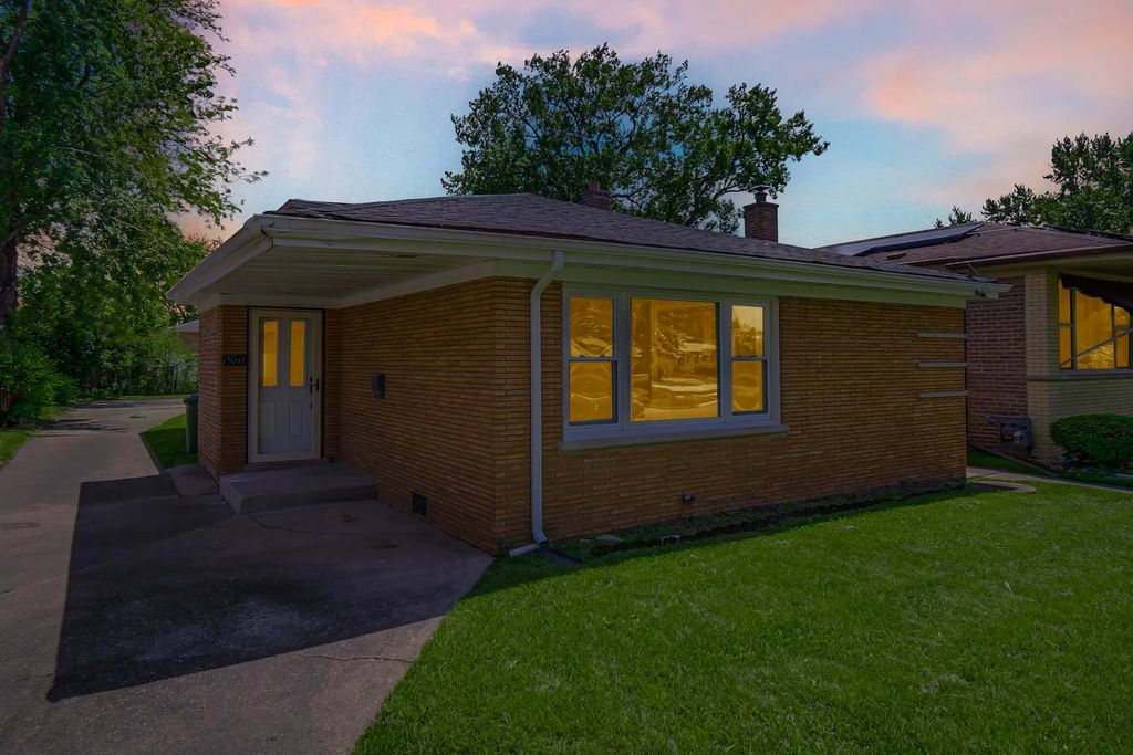 15041 Irving Avenue, Dolton