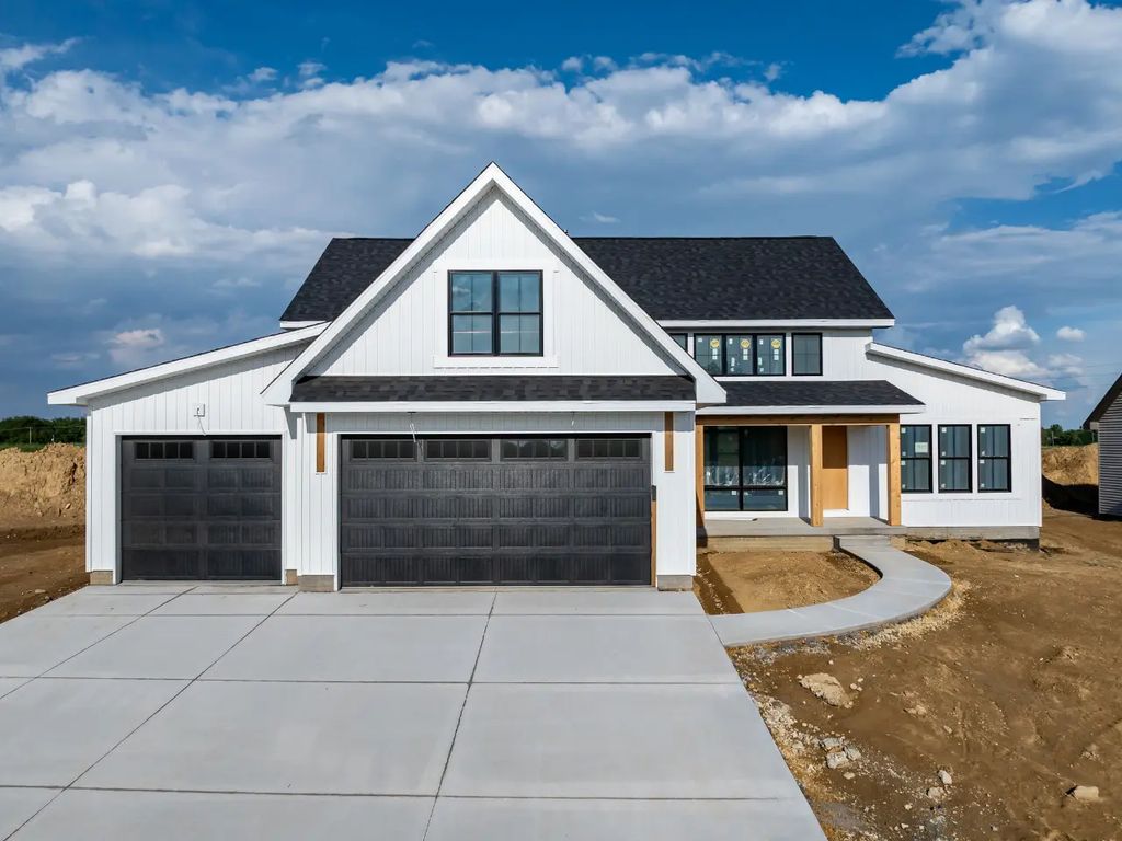 7131 Black Oak Drive, Bettendorf