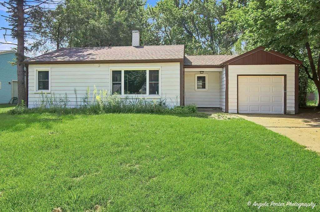 513 Rand Road, McHenry