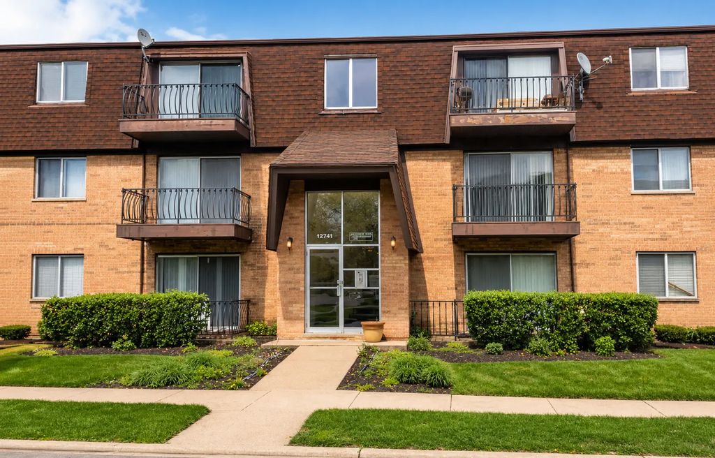 12741 S La Crosse Avenue 2b, Alsip