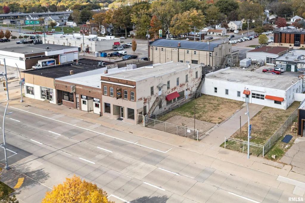 1716-1720& 1708 State Street, Bettendorf