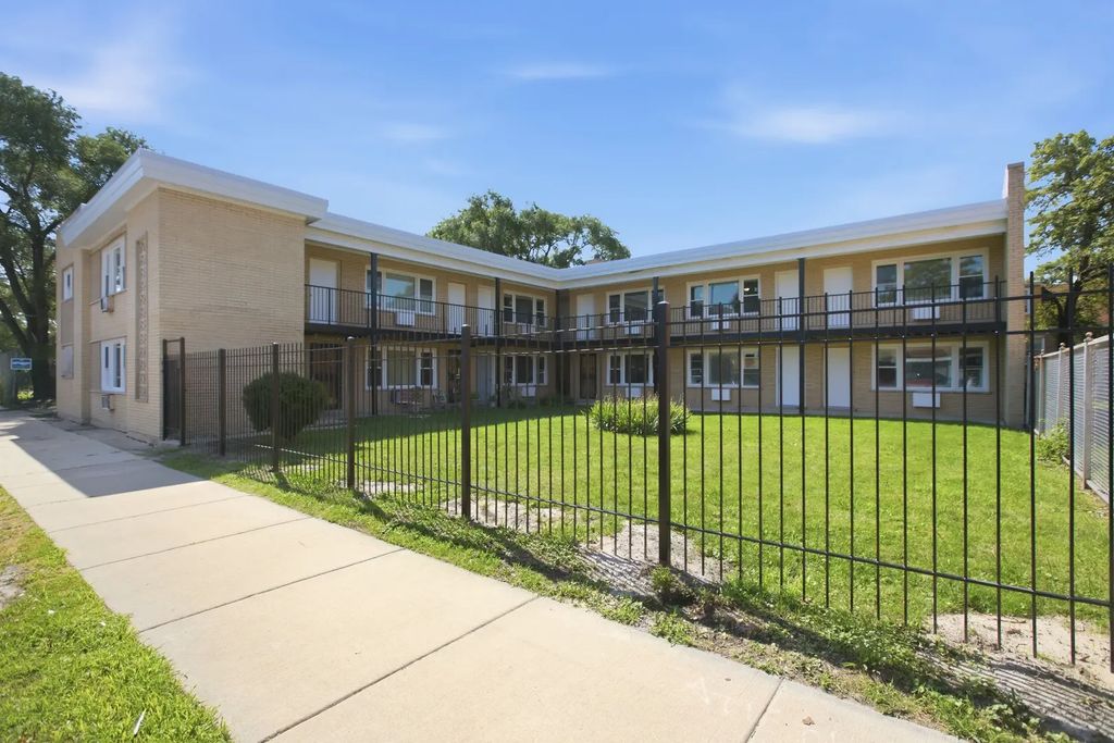 2537 E 83rd Street 1, Chicago
