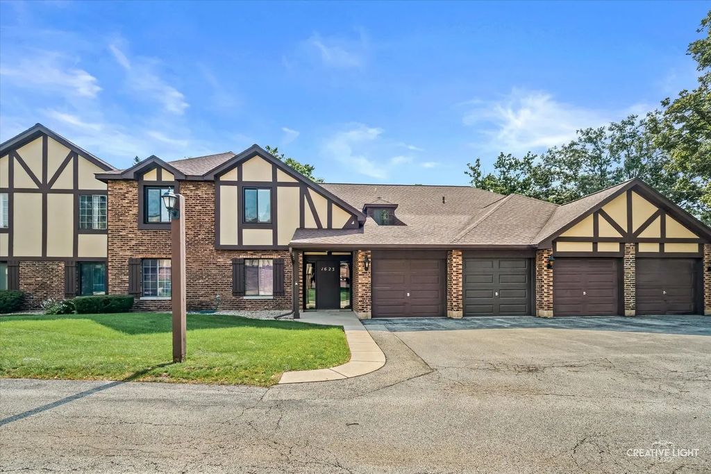 1623 Salisbury Court C, Wheaton