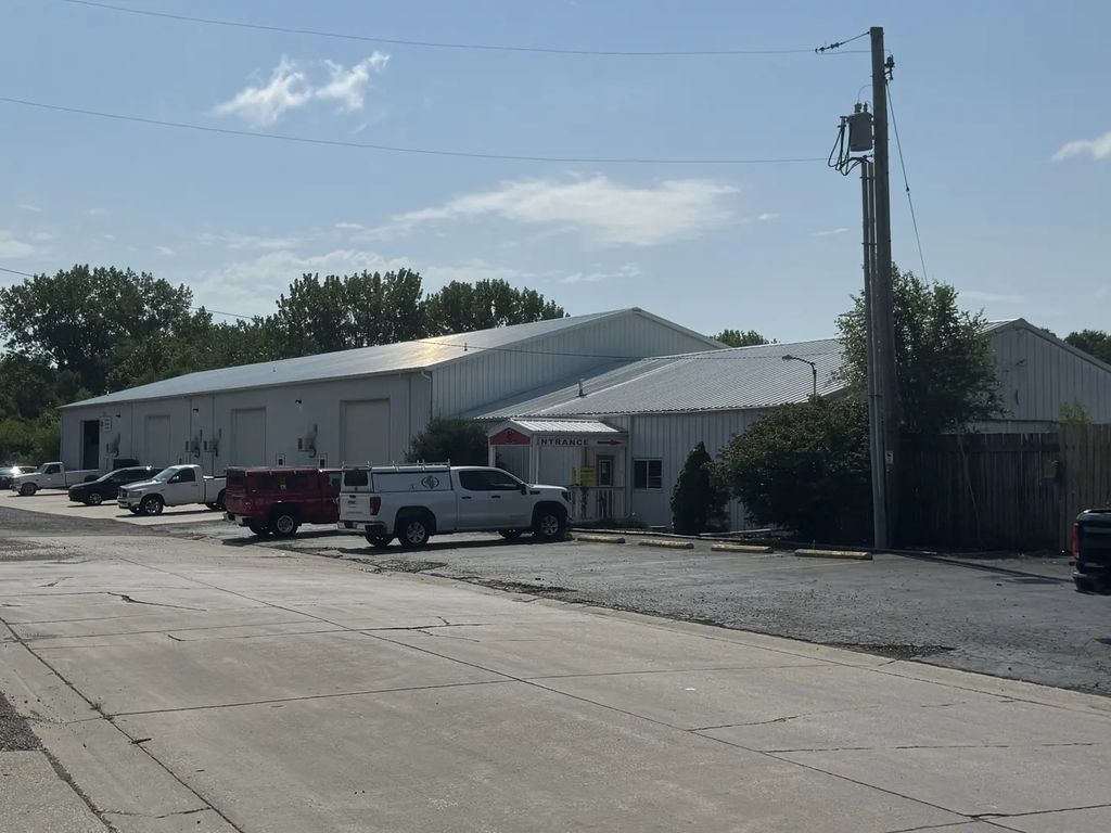 1309 E Kerr Avenue, Urbana