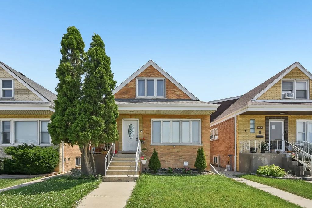 5011 S Kilbourn Avenue, Chicago