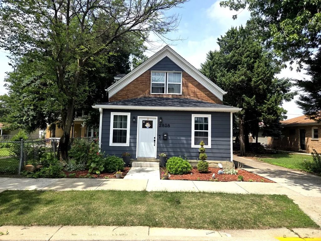 2828 Lombard Avenue, Berwyn