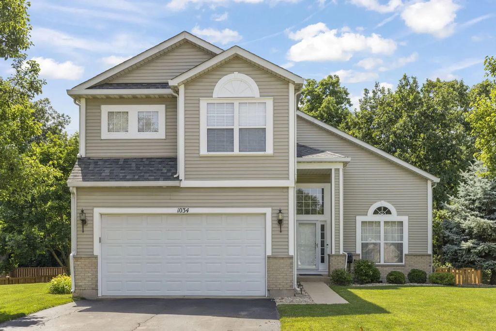 1034 Stephen Court, Aurora