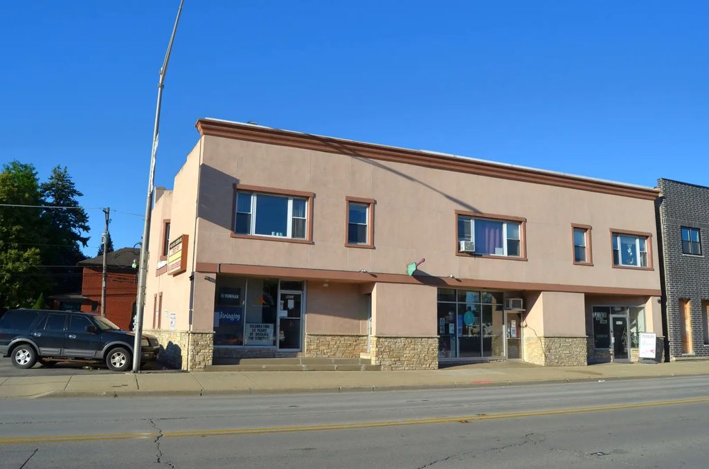 9431 Ogden Avenue, Brookfield