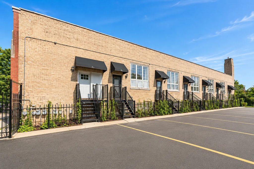2415 W 24th Street 3, Chicago, 60608