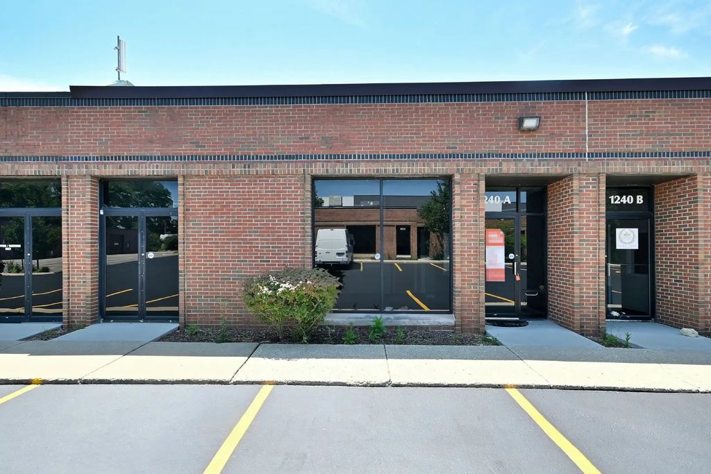 1240 Remington Boulevard A, Schaumburg