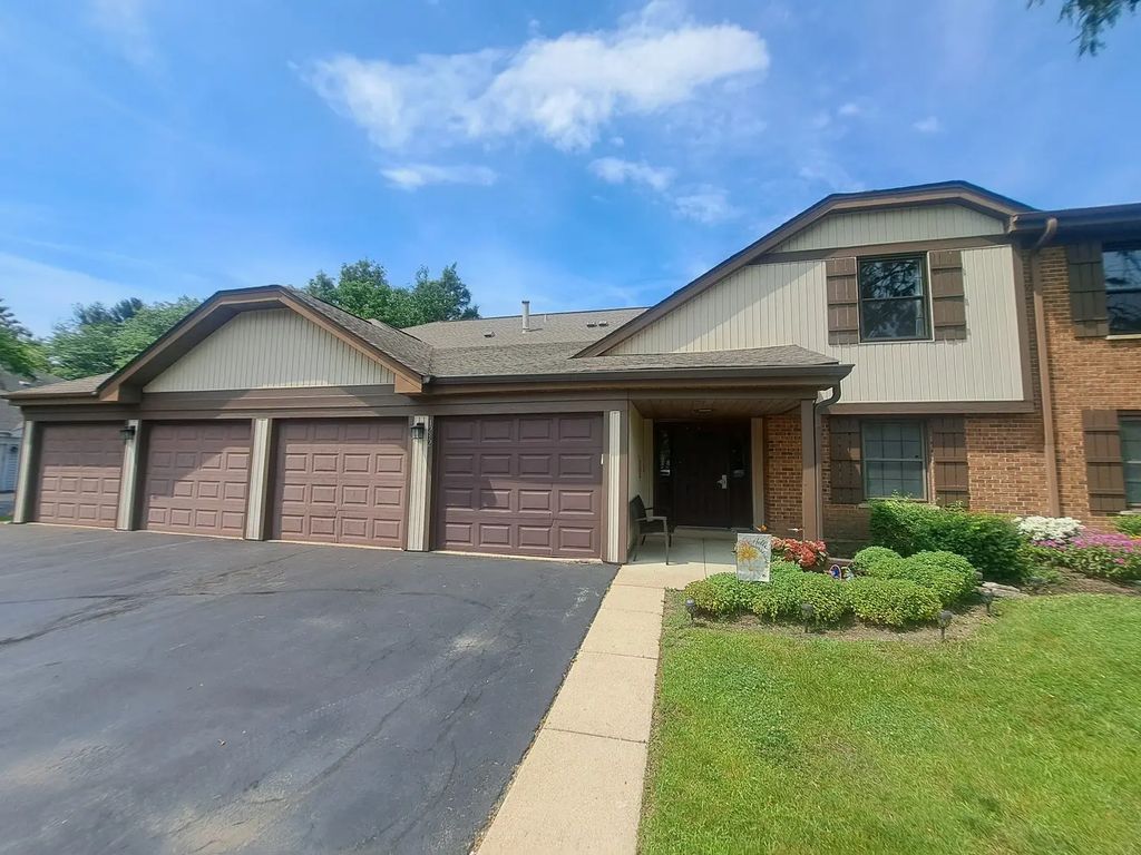 1232 Plum Tree Court A1, Schaumburg