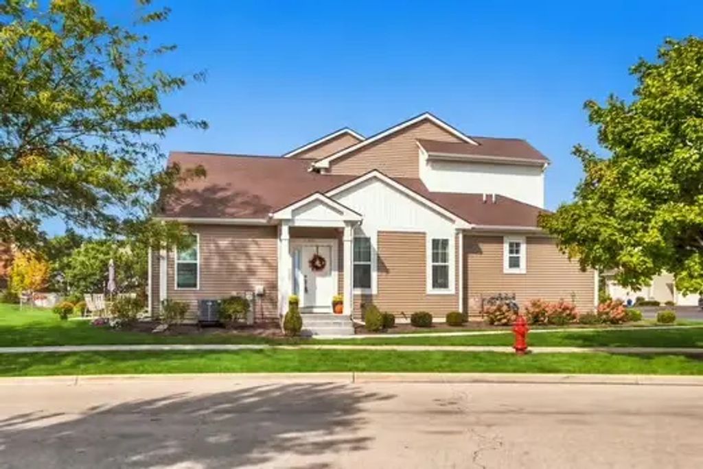 511 Amherst Drive, Sycamore