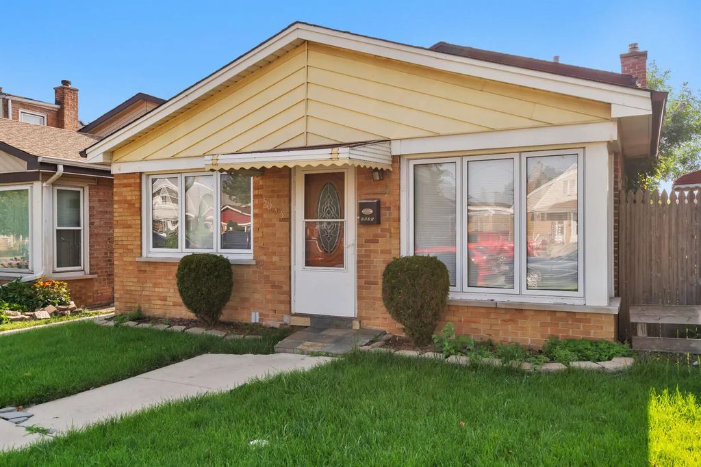 5035 S Kilpatrick Avenue, Chicago