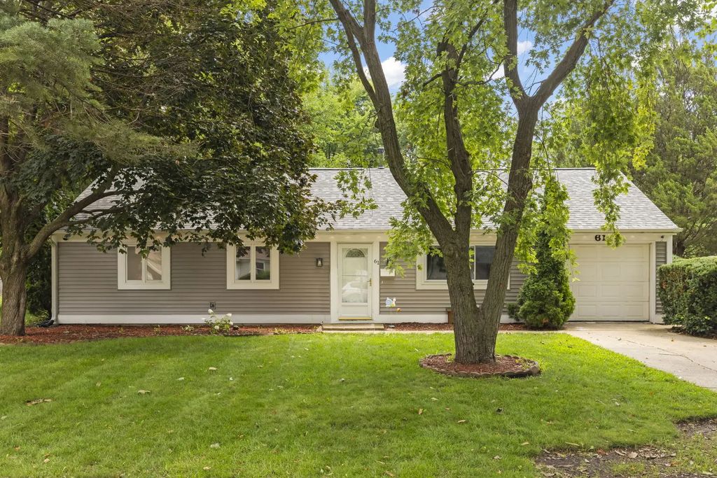 61 Eastfield Road, Montgomery