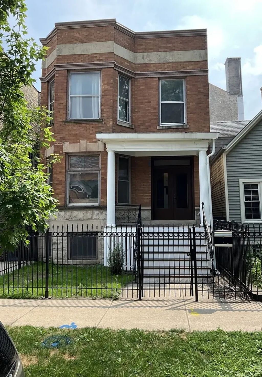 1223 W Gunnison Street, Chicago