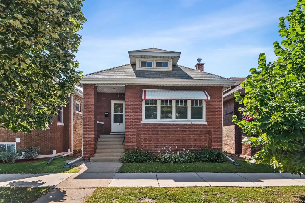 4839 N Kentucky Avenue, Chicago, 60630