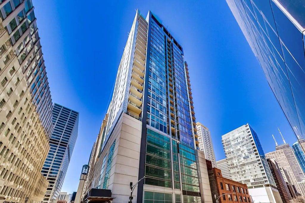 160 E Illinois Street 2106, Chicago, 60611