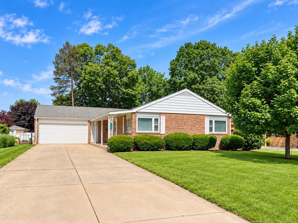 1105 Tilton Park Drive, Rochelle