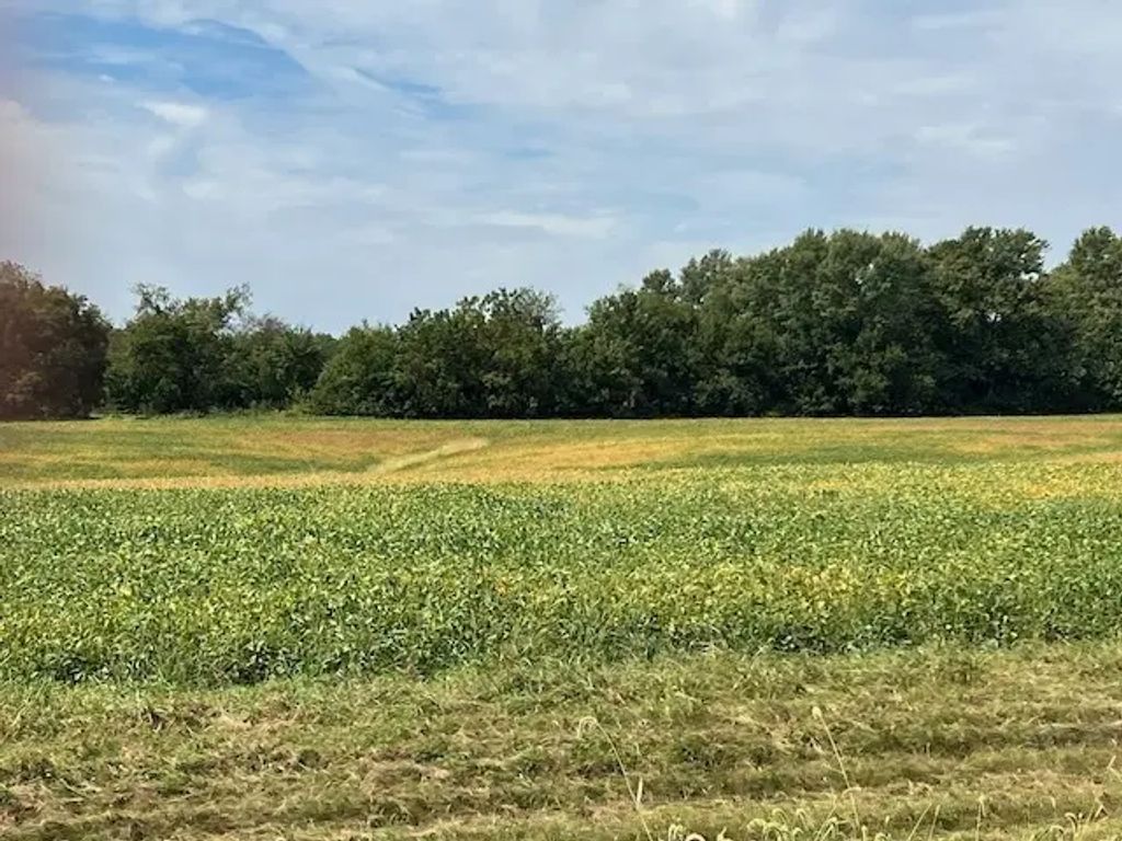 Wells Ferry Road, Pleasant Valley